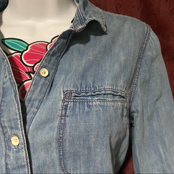 Gap Blue Chambray Button Up Shirt - Picture 3 of 5